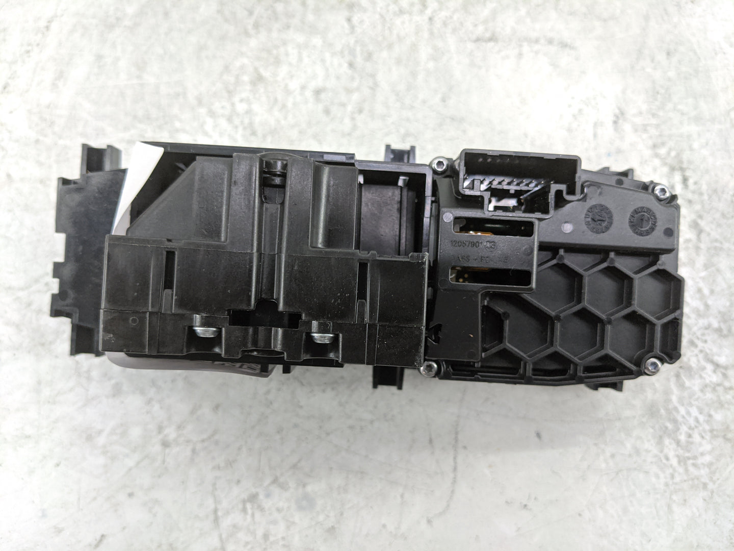 2025 Audi Q5 Floor Console Assembly Shifter - Oemusedautoparts1.com