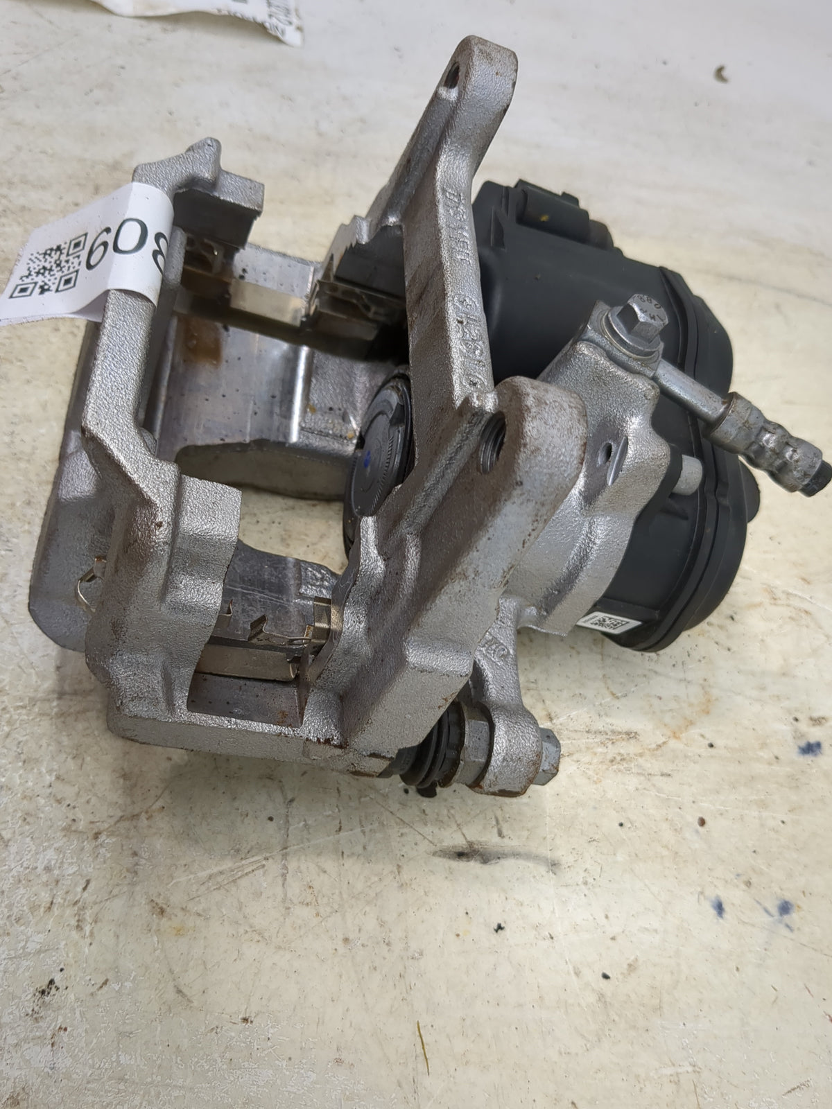 2025 Audi Q5 Rear Driver Left Brake Caliper - Oemusedautoparts1.com