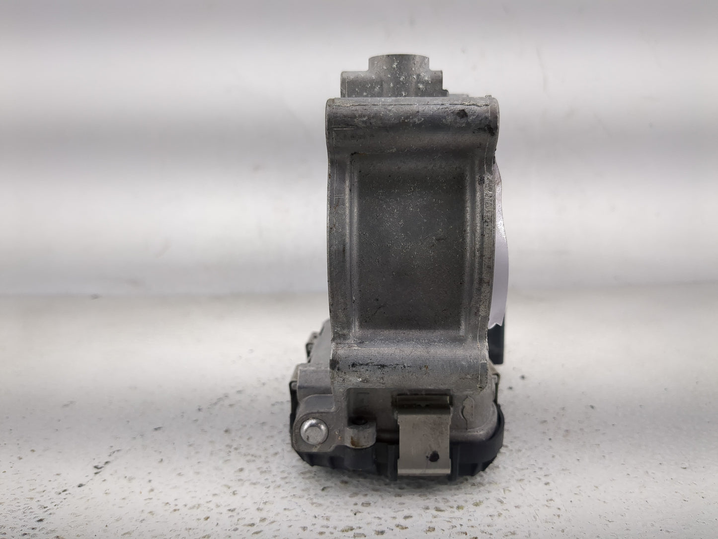 2025 Audi Q7 Throttle Body P/N:06M133062L Fits OEM Used Auto Parts - Oemusedautoparts1.com