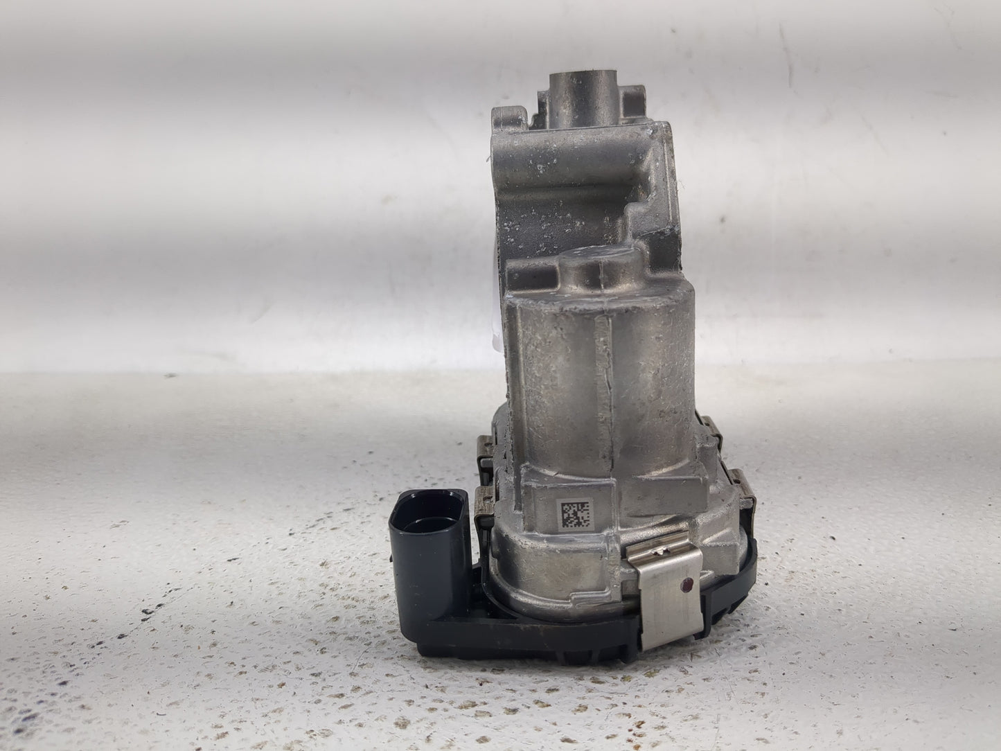 2025 Audi Q7 Throttle Body P/N:06M133062L Fits OEM Used Auto Parts - Oemusedautoparts1.com