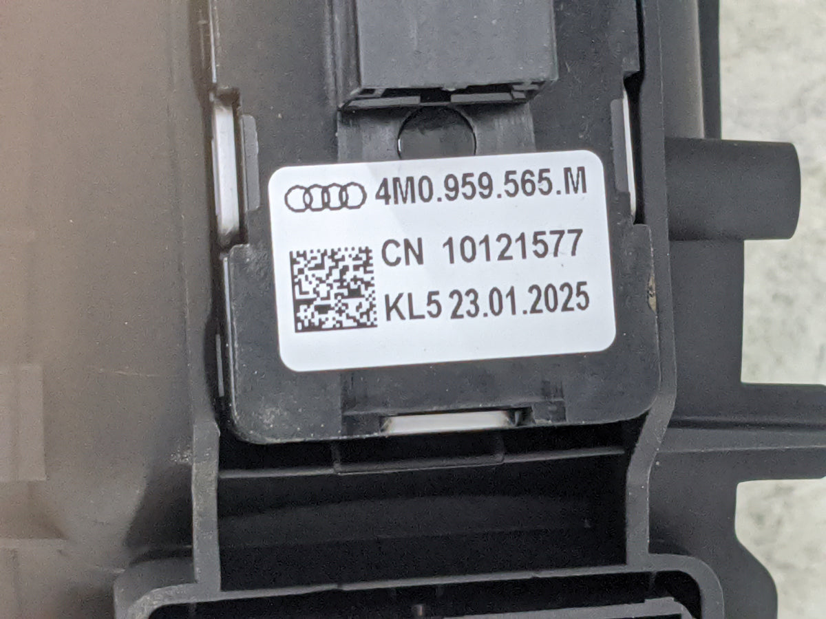 2025 Audi Q7 Master Power Window Switch Replacement Driver Side Left P/N:4M0959565M Fits OEM Used Auto Parts - Oemusedautopa