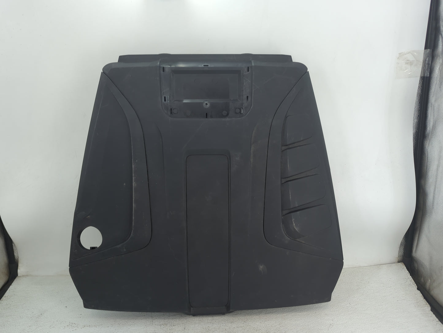 2025 Audi Q7 Engine Cover Black - Oemusedautoparts1.com