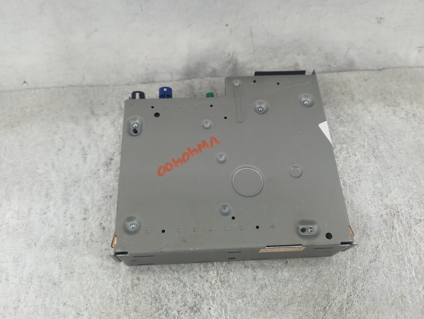 2025 Audi Q7 Radio AM FM Cd Player Receiver Replacement P/N:4M2035092S 4M2035092C, 28845360 Fits OEM Used Auto Parts - Oemus