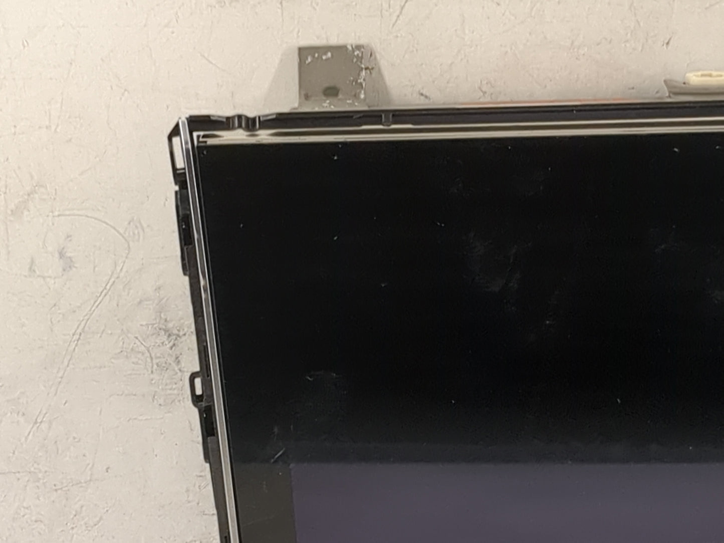 2025 Audi Q7 Information Display Screen 1495384 - Oemusedautoparts1.com
