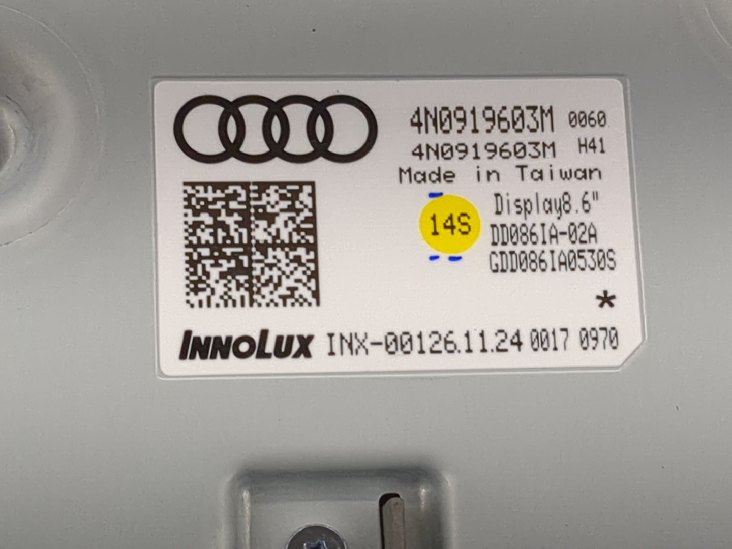 2025 Audi Q7 Information Display Screen 1495384 - Oemusedautoparts1.com