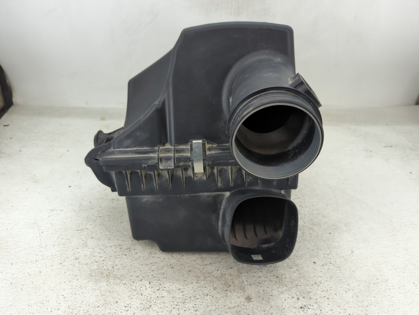 2025 Bmw X1 Air Cleaner Intake-duct Hose Tube - Oemusedautoparts1.com