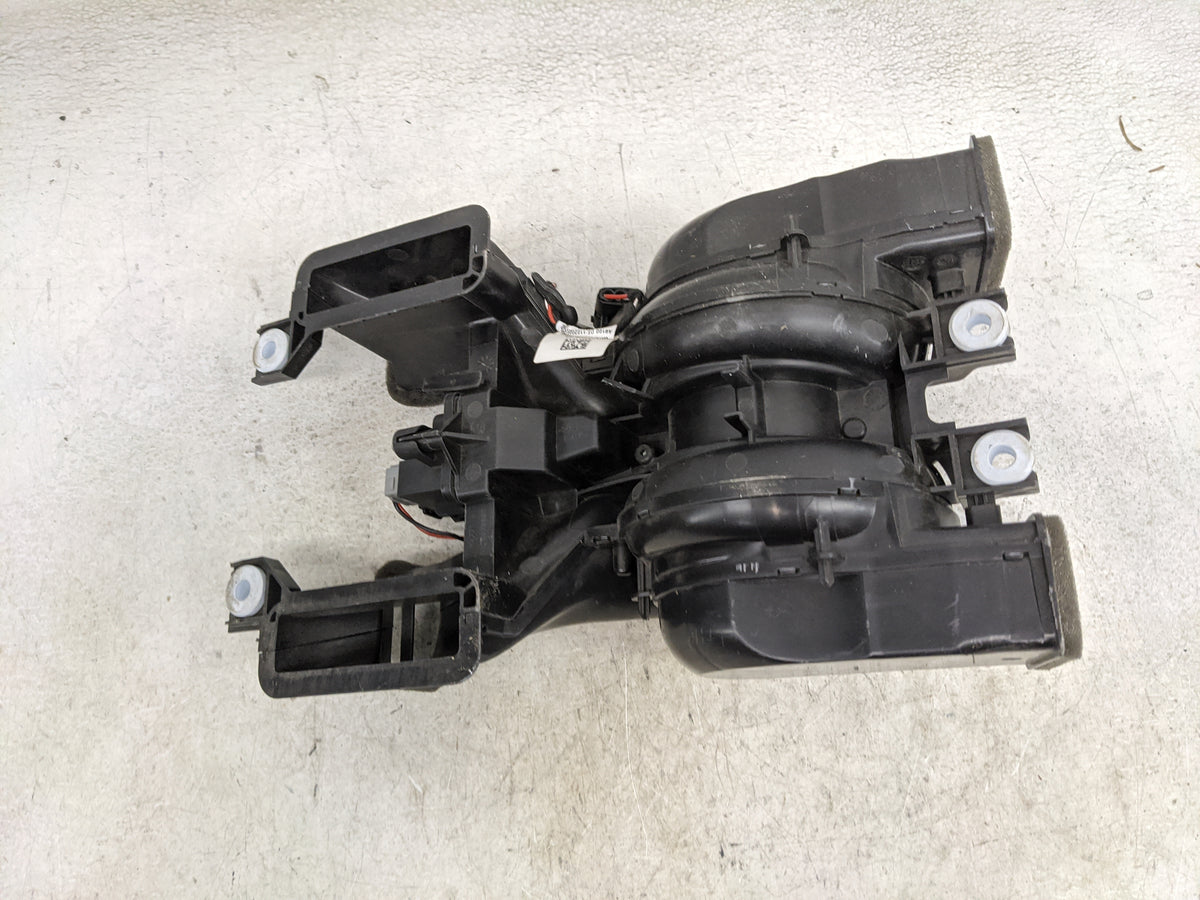 2019-2022 Bmw X5 Heater AC Blower Motor P/N:6411-9315950 64119315950 Fits Fits 2019 2020 2021 2022 OEM Used Auto Parts - Oem