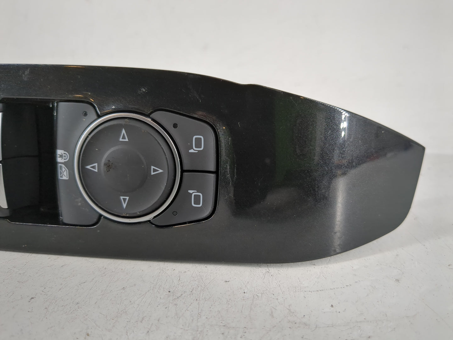 2025 Cadillac Ct4 Master Power Window Switch Replacement Driver Side Left P/N:84189744 Fits OEM Used Auto Parts - Oemusedaut