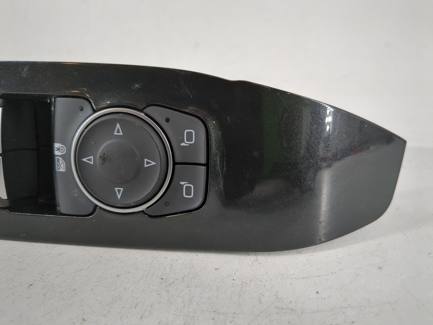 2025 Cadillac Ct4 Master Power Window Switch Replacement Driver Side Left P/N:84189744 Fits OEM Used Auto Parts - Oemusedaut