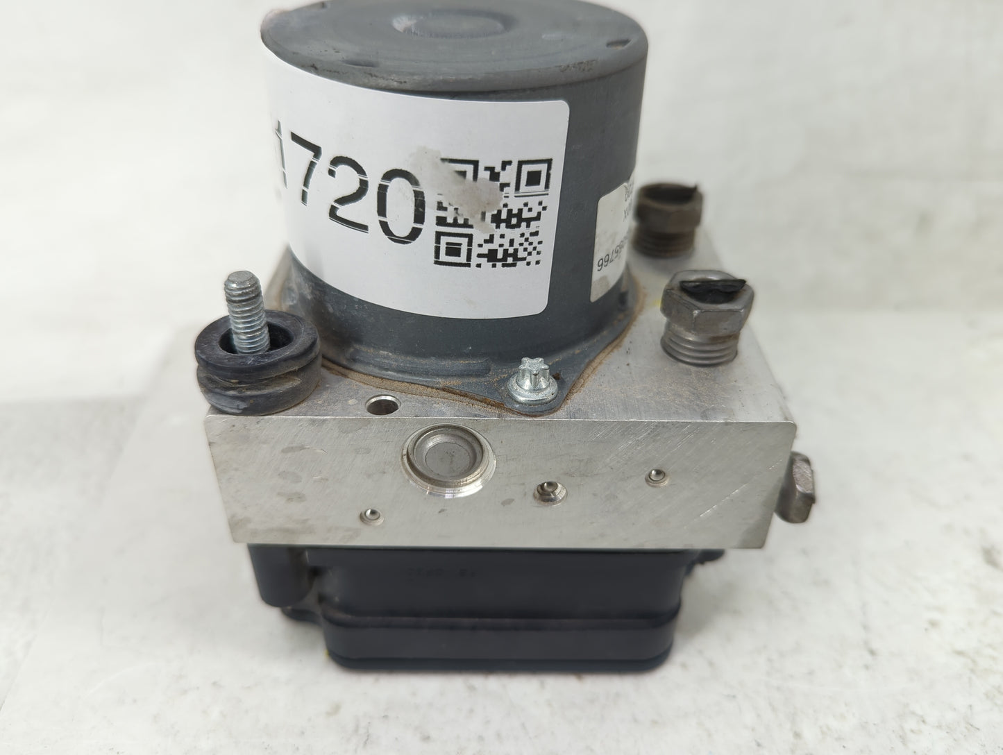 2025 Cadillac Ct5 ABS Pump Control Module Replacement P/N:065055766 Fits OEM Used Auto Parts - Oemusedautoparts1.com