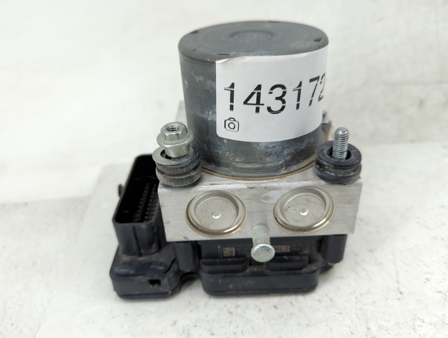 2025 Cadillac Ct5 ABS Pump Control Module Replacement P/N:065055766 Fits OEM Used Auto Parts - Oemusedautoparts1.com