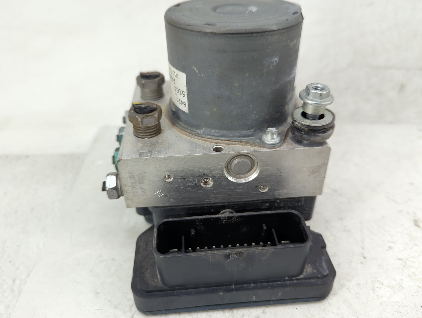 2025 Cadillac Ct5 ABS Pump Control Module Replacement P/N:065055766 Fits OEM Used Auto Parts - Oemusedautoparts1.com