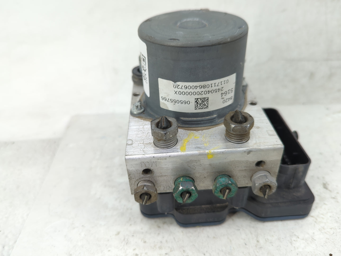 2025 Cadillac Ct5 ABS Pump Control Module Replacement P/N:065055766 Fits OEM Used Auto Parts - Oemusedautoparts1.com