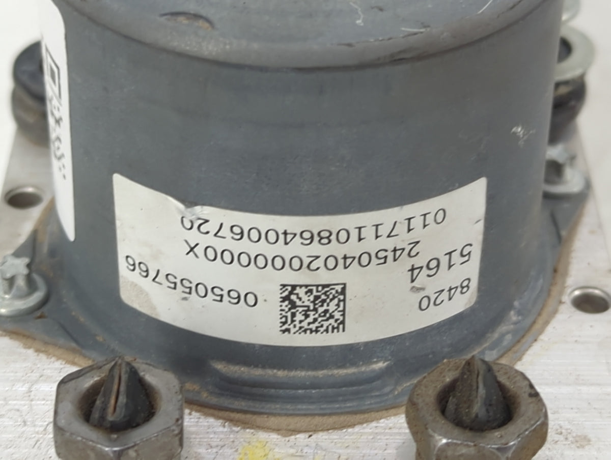 2025 Cadillac Ct5 Anti-Lock Brake ABS Pump Module Actuator OEM P/N:065055766 Fits OEM Used Auto Parts - Oemusedautoparts1.co