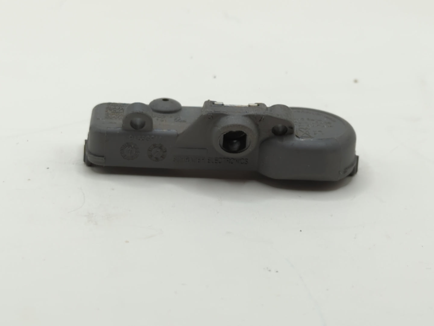 2025 Chevrolet Express 2500 Tire Pressure Monitoring System Sensor Tpms - Oemusedautoparts1.com