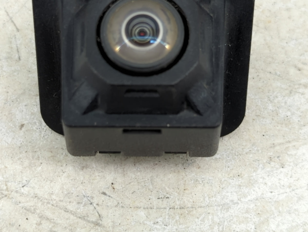 2025 Chevrolet Silverado 1500 Back Up Sensor Backup Camera - Oemusedautoparts1.com