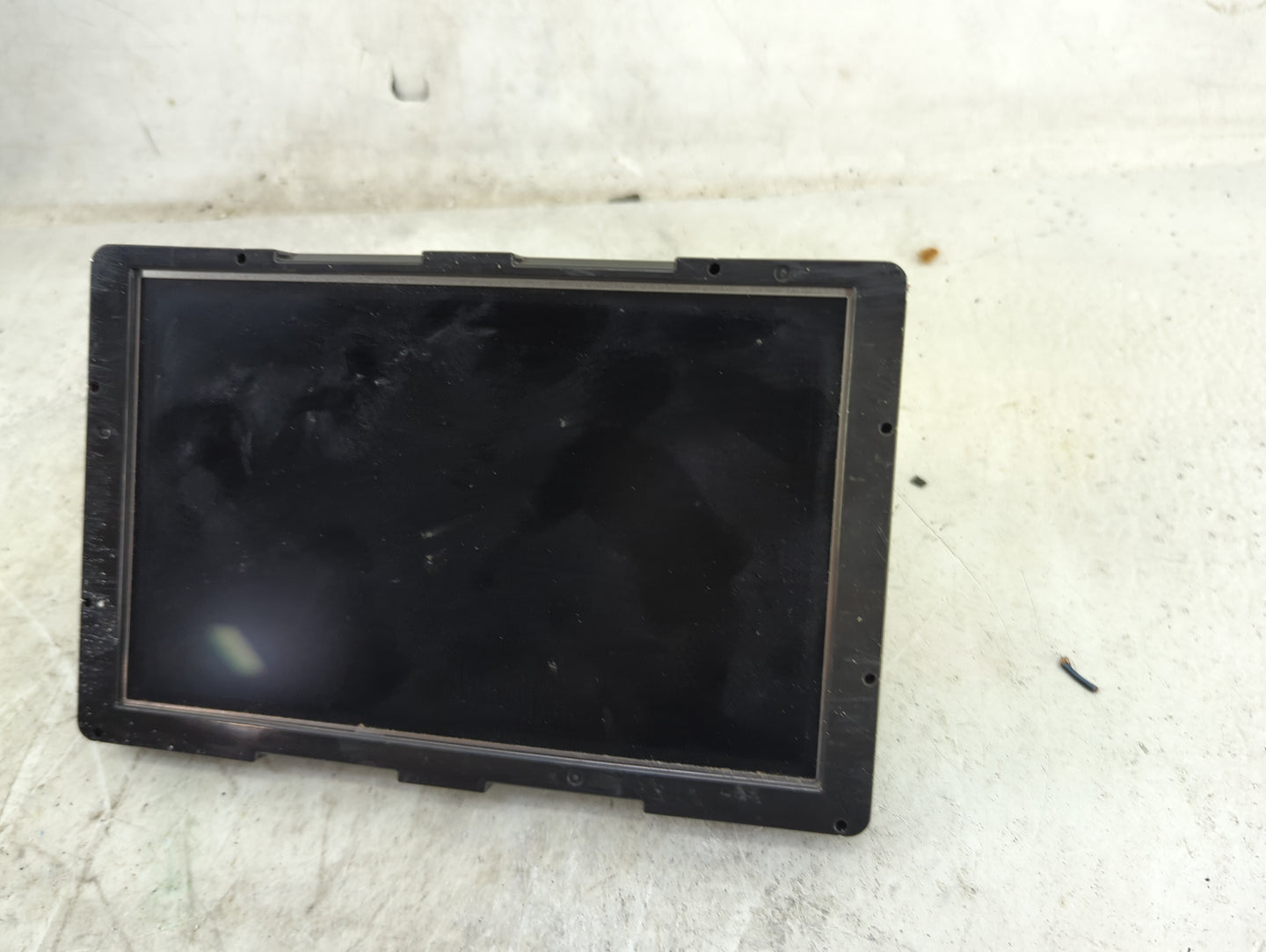2022-2022 Chevrolet Silverado 1500 Information Display Screen 1491618 - Oemusedautoparts1.com