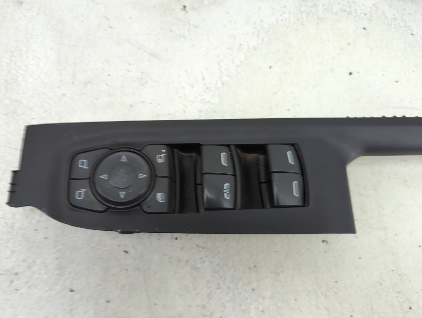 2025 Chevrolet Silverado 2500 Master Power Window Switch Replacement Driver Side Left P/N:85628664 D1A308B Fits OEM Used Aut