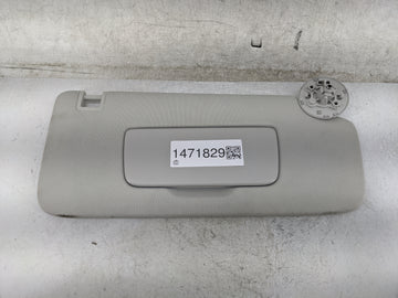 2025 Chevrolet Trailblazer Sun Visor Shade Replacement Passenger Right Mirror Fits OEM Used Auto Parts