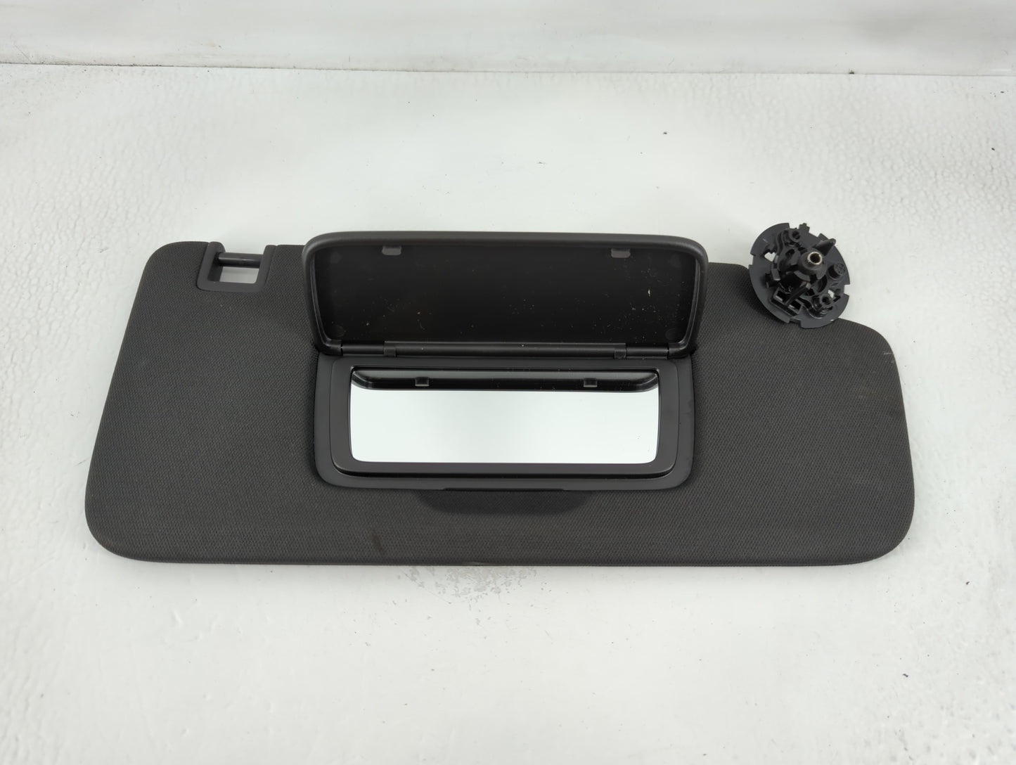 2025 Chevrolet Trailblazer Sun Visor Shade Replacement Passenger Right Mirror Fits OEM Used Auto Parts - Oemusedautoparts1.c