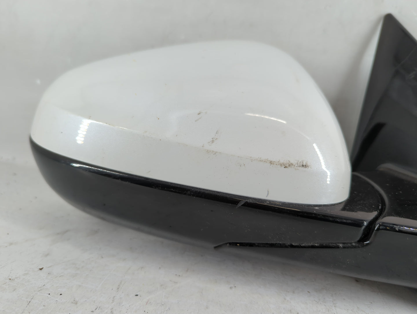 2025 Chevrolet Trailblazer Side Mirror Replacement Passenger Right View Door Mirror P/N:42895502 Fits OEM Used Auto Parts - 
