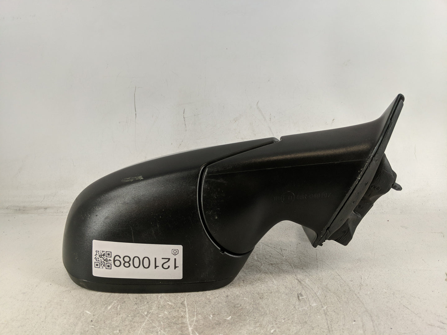 2025 Chevrolet Trax Side Mirror Replacement Passenger Right View Door Mirror P/N:E1146R-049197 Fits OEM Used Auto Parts - Oe