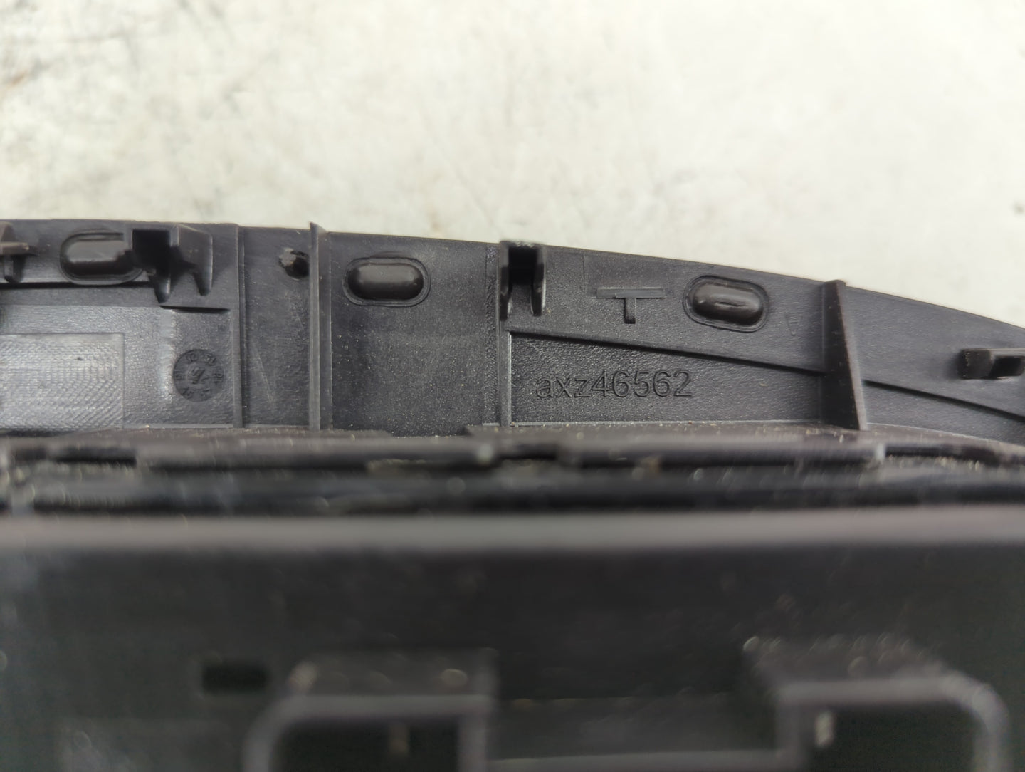 2025 Chevrolet Trax Master Power Window Switch Replacement Driver Side Left P/N:23326296 Fits OEM Used Auto Parts - Oemuseda