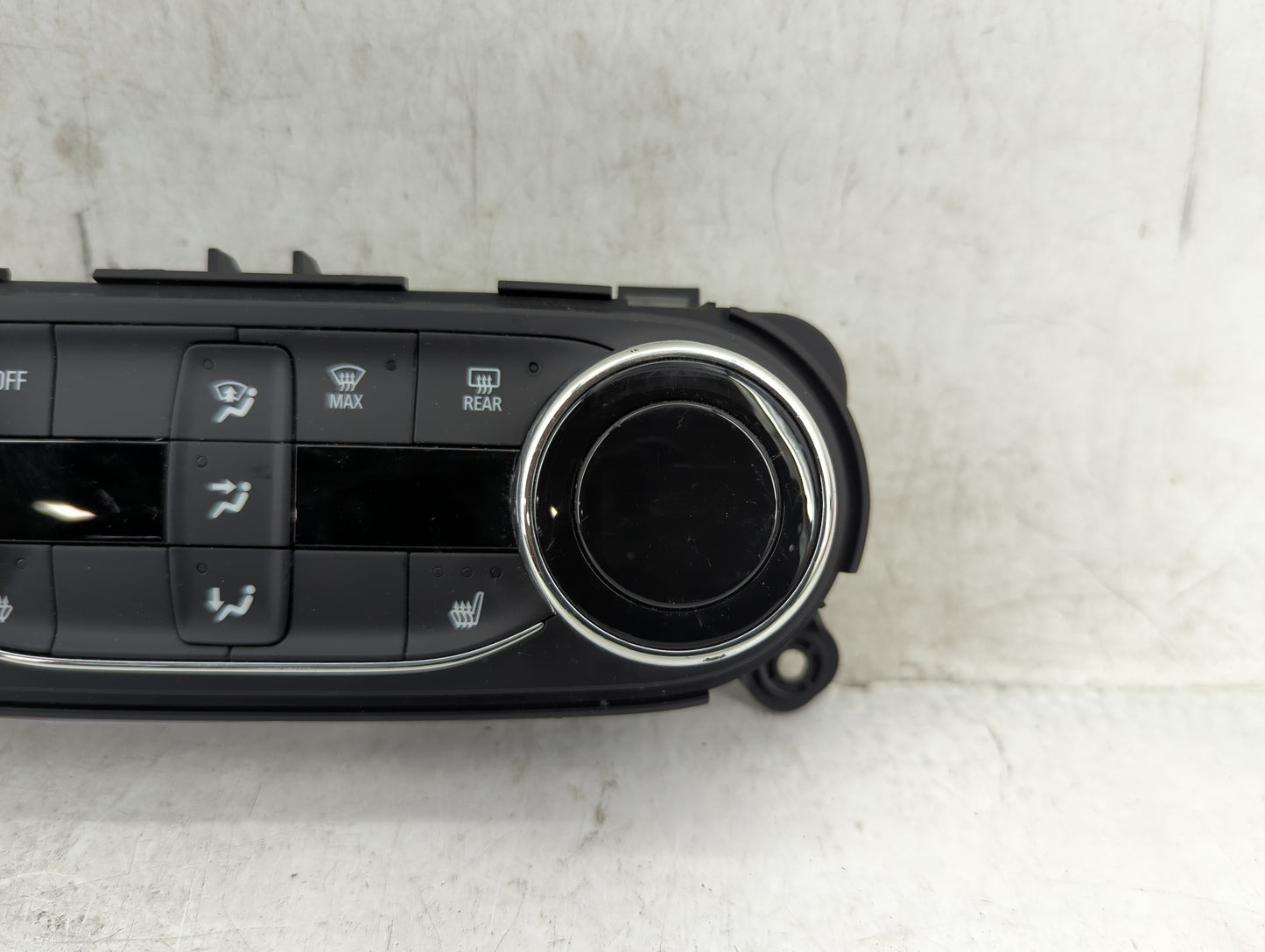 2025 Chevrolet Trax Climate Control Module Temperature AC/Heater Replacement P/N:545290509 42854938 Fits Fits 2021 2022 OEM 