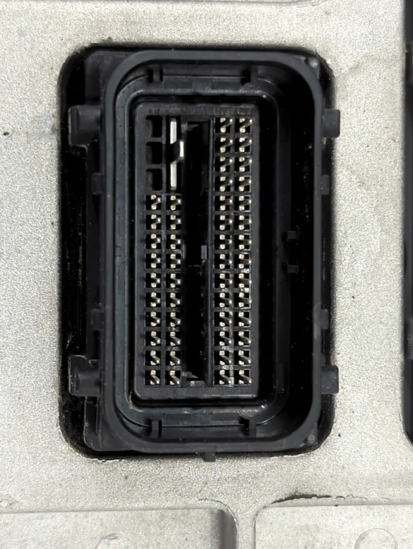 2025 Chevrolet Trax PCM Engine Control Computer ECU ECM PCU OEM P/N:12743013 13101010000000X, 68780256, 1C24300242981261 Fit