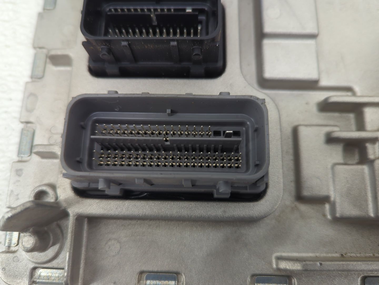 2025 Chevrolet Trax PCM Engine Control Computer ECU ECM PCU OEM P/N:12741322 12733825 Fits OEM Used Auto Parts - Oemusedauto