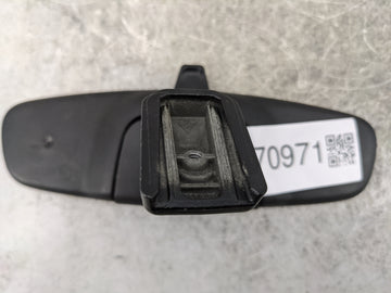 2013-2014 Chevrolet Trax Interior Rear View Mirror Replacement OEM P/N:049093 P660 Fits OEM Used Auto Parts