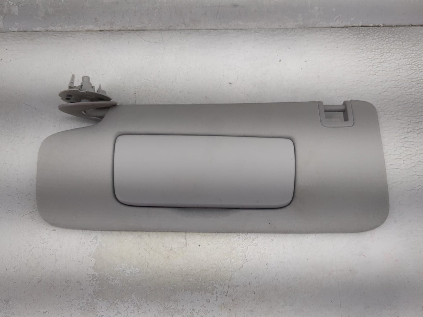 2025 Chevrolet Trax Sun Visor Shade Replacement Driver Left Mirror Fits OEM Used Auto Parts - Oemusedautoparts1.com