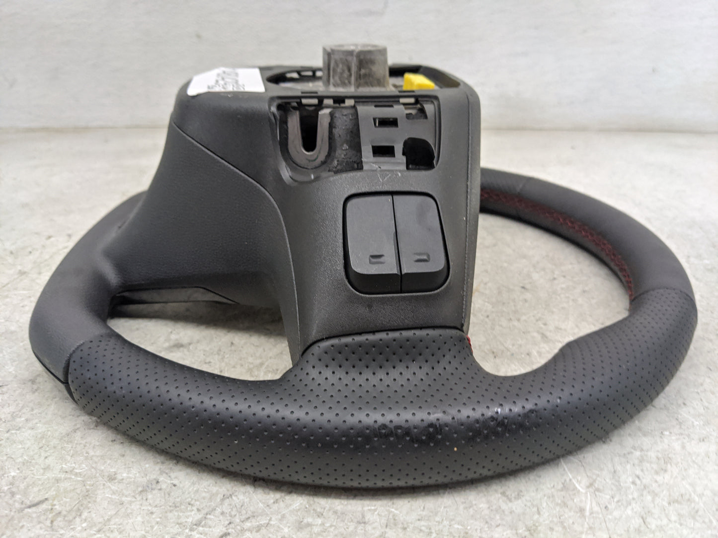 2025 Chevrolet Trax Steering Wheel Oem Black - Oemusedautoparts1.com