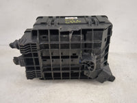 2025 Chevrolet Trax Fusebox Fuse Box Panel Relay Module P/N:13598343 13598351, 42887406 Fits OEM Used Auto Parts - Oemusedau