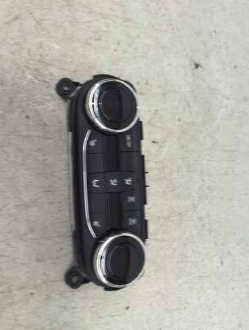 2025 Chevrolet Trax Climate Control Module Temperature AC/Heater Replacement P/N:42854938 737020000000X Fits Fits 2021 2022 