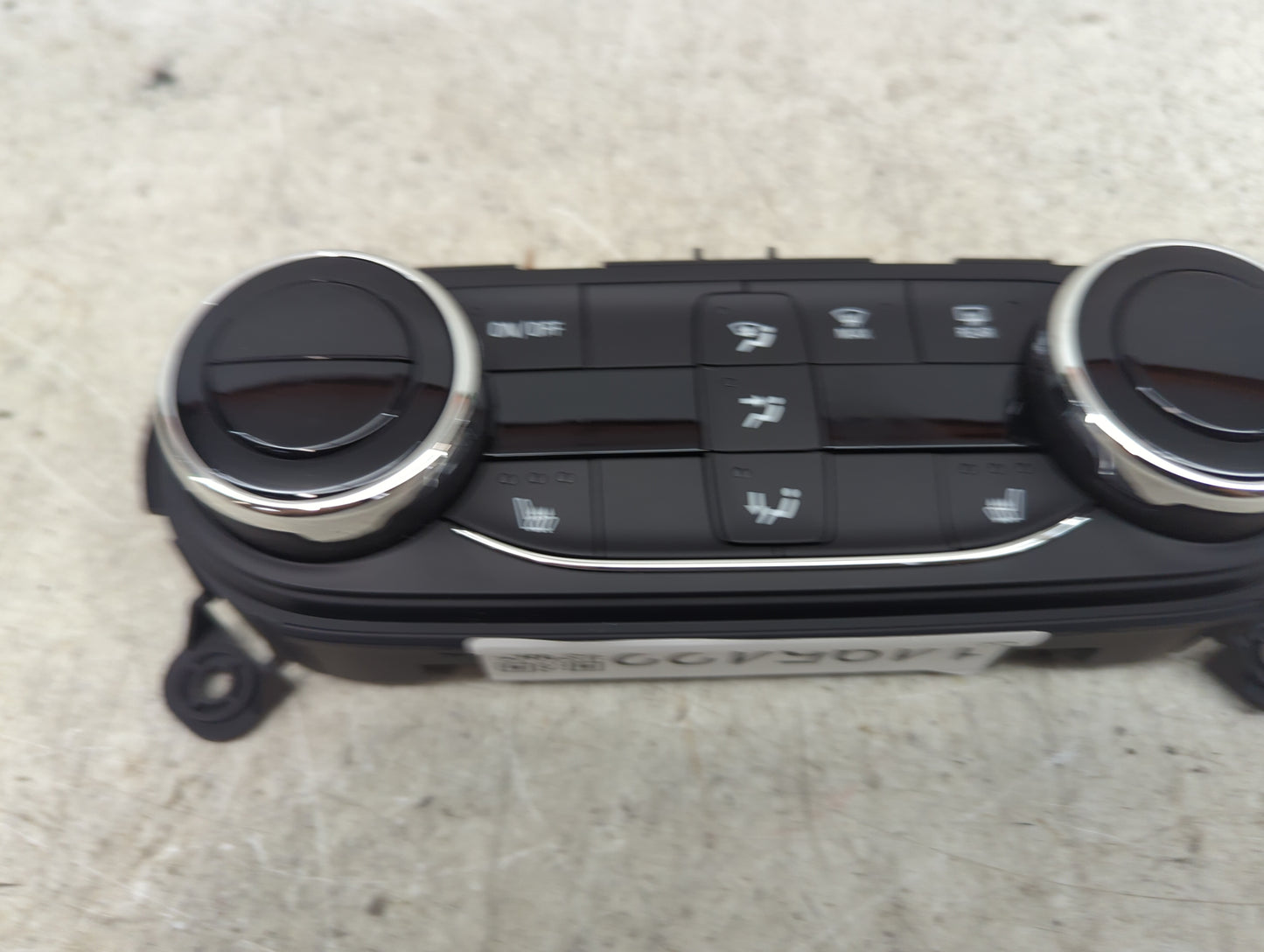 2025 Chevrolet Trax Climate Control Module Temperature AC/Heater Replacement P/N:42854938 737020000000X Fits Fits 2021 2022 