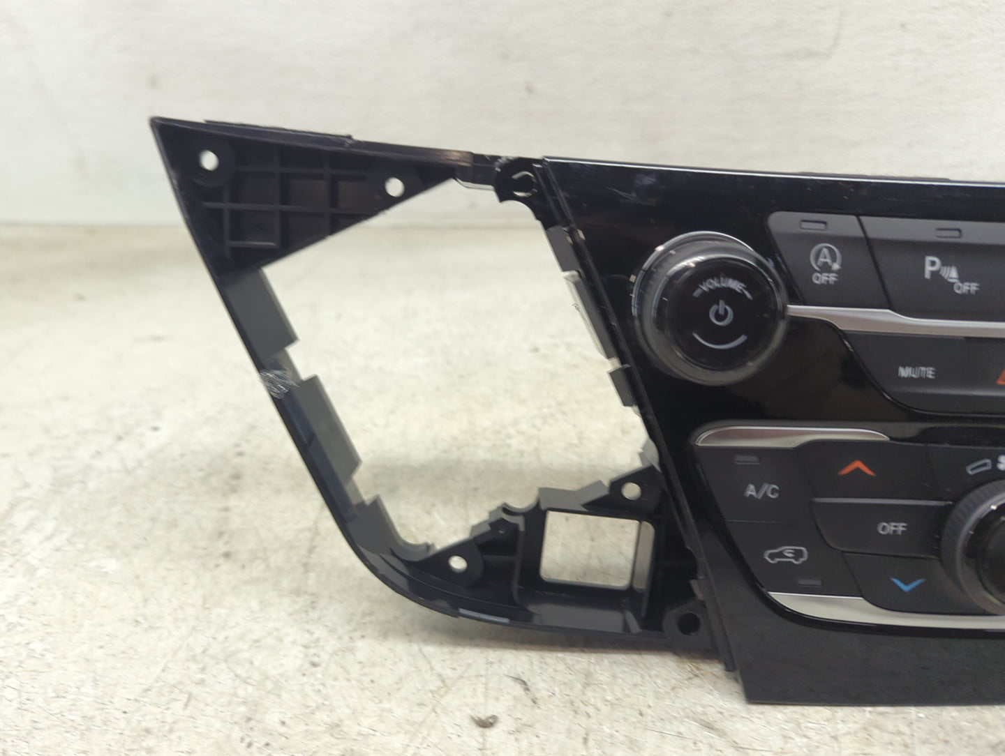 2021-2022 Chrysler Pacifica Climate Control Module Temperature AC/Heater Replacement P/N:P6XY191X8AC T038510571 Fits OEM Use