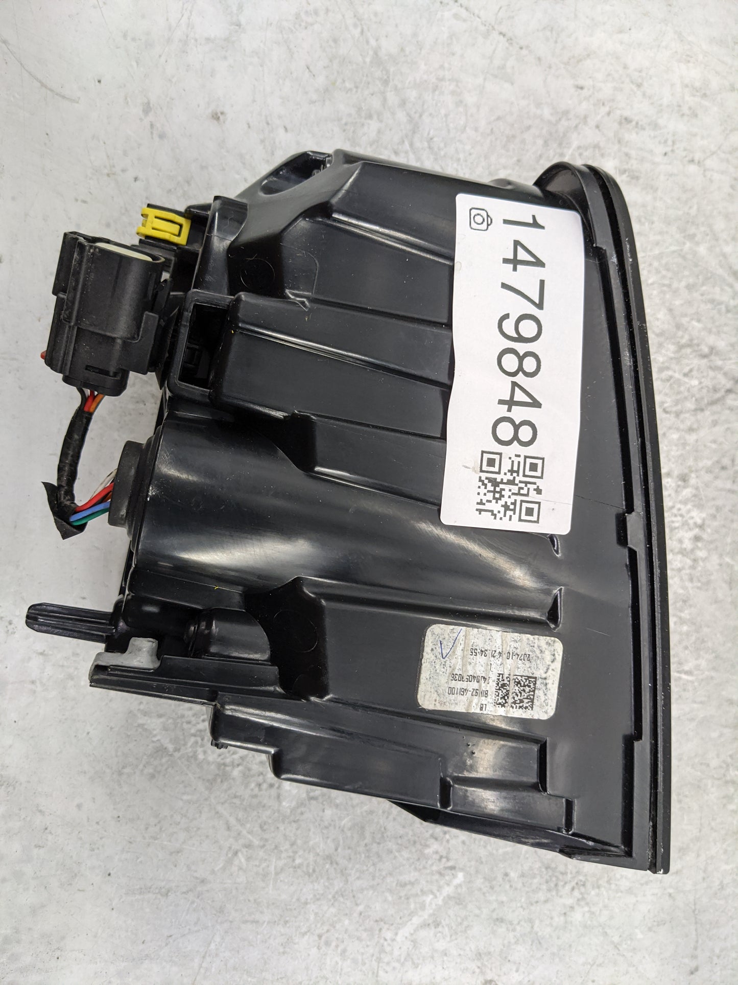 2025 Dodge Charger Driver Left Side Deck Lid Mounted Tail Light - Oemusedautoparts1.com