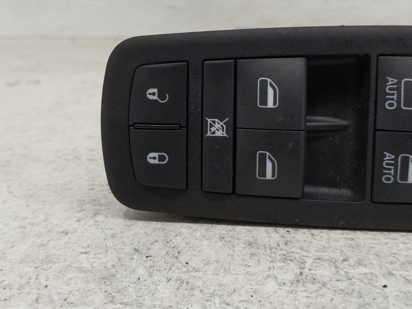 2025 Dodge Durango Master Power Window Switch Replacement Driver Side Left P/N:68590590AA Fits OEM Used Auto Parts - Oemused
