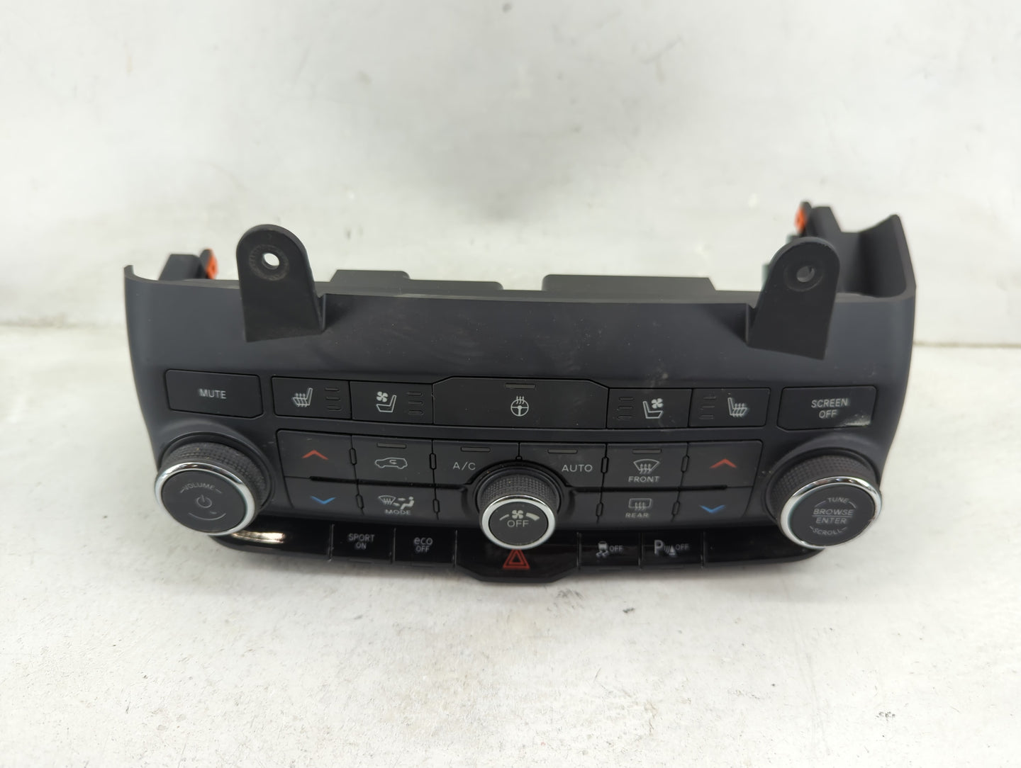 2025 Dodge Durango Climate Control Module Temperature AC/Heater Replacement P/N:P68465673AC Fits OEM Used Auto Parts - Oemus
