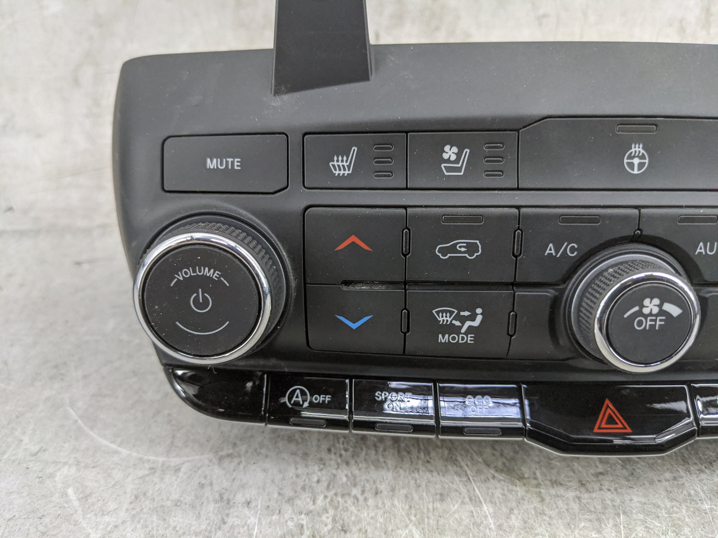2021-2022 Dodge Durango Climate Control Module Temperature AC/Heater Replacement P/N:P68465678AD 17036488 Fits Fits 2021 202