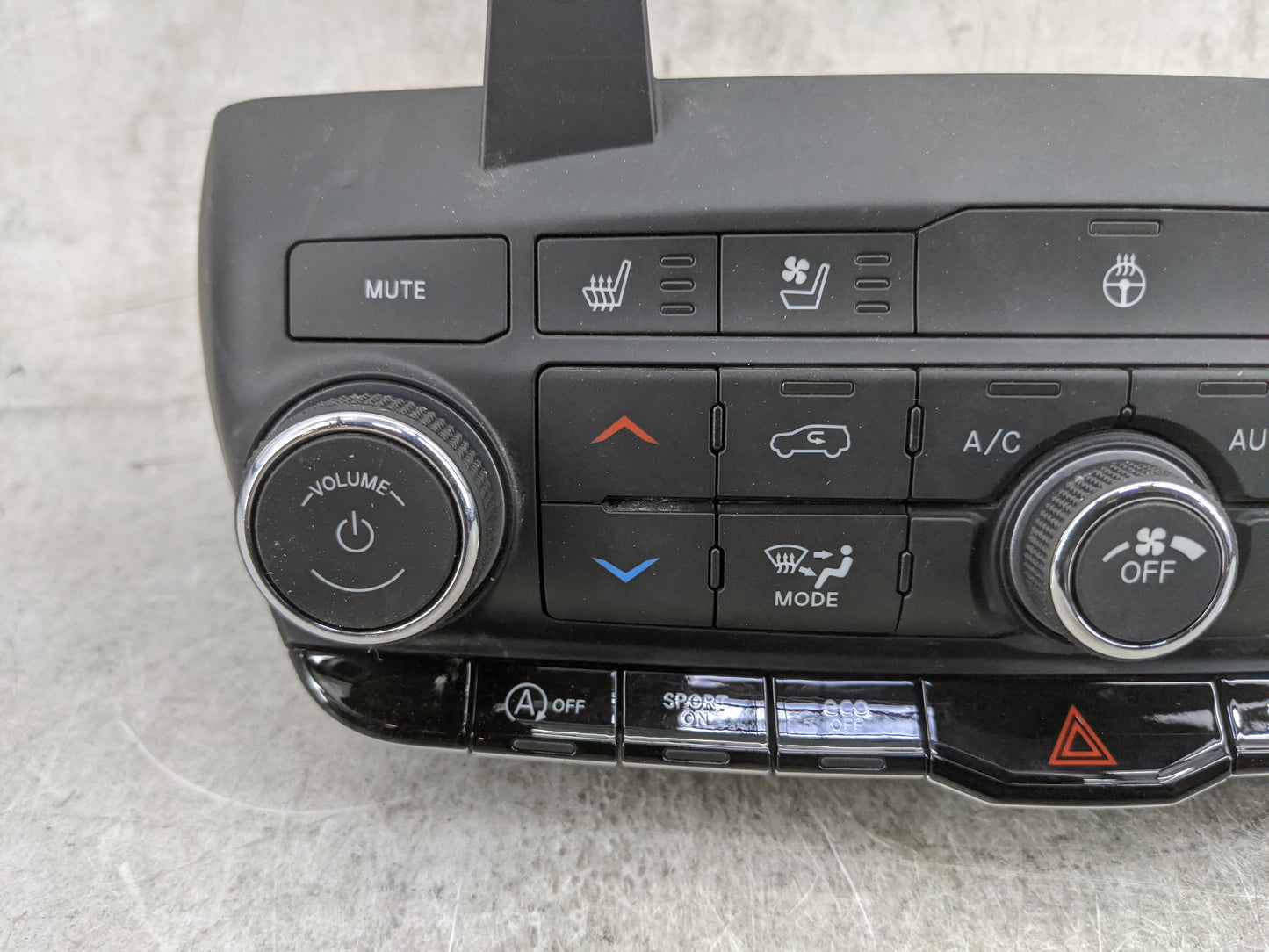 2021-2022 Dodge Durango Climate Control Module Temperature AC/Heater Replacement P/N:P68465678AD 17036488 Fits Fits 2021 202