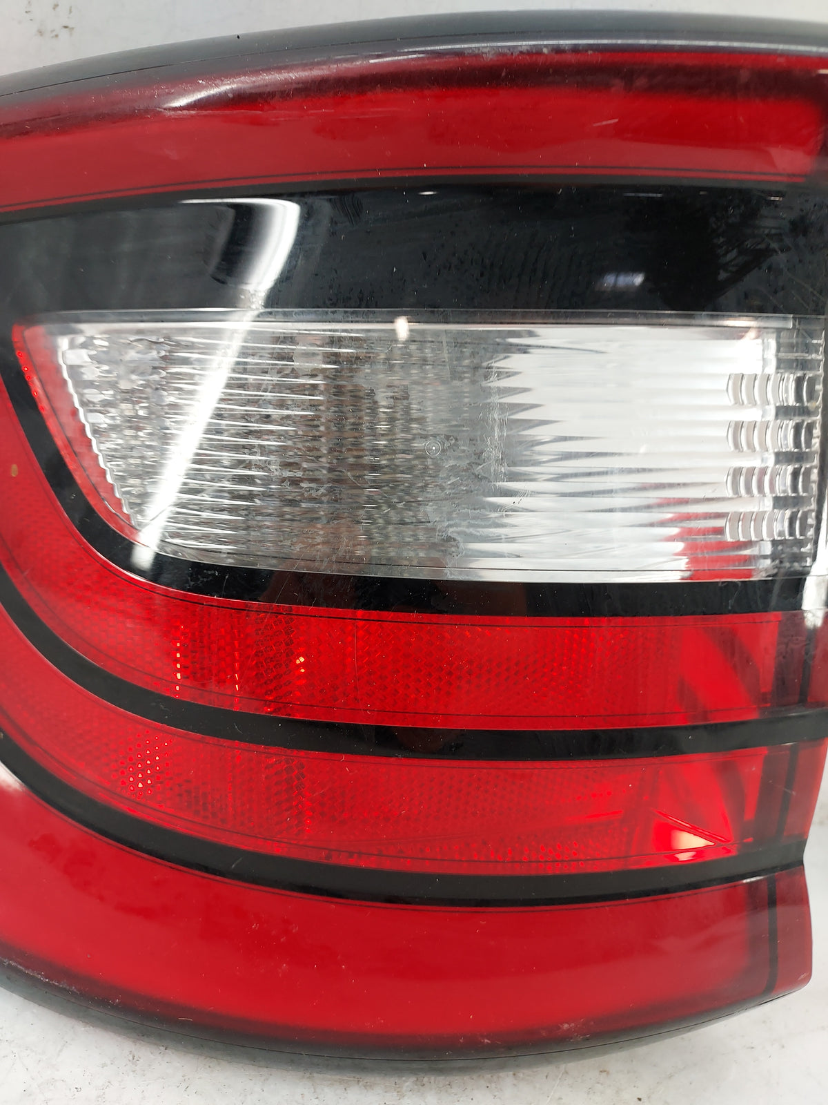 2016-2022 Dodge Durango Tail Light Assembly Driver Left OEM P/N:MRD5010103 Fits Fits 2016 2017 2018 2019 2020 2021 2022 OEM 