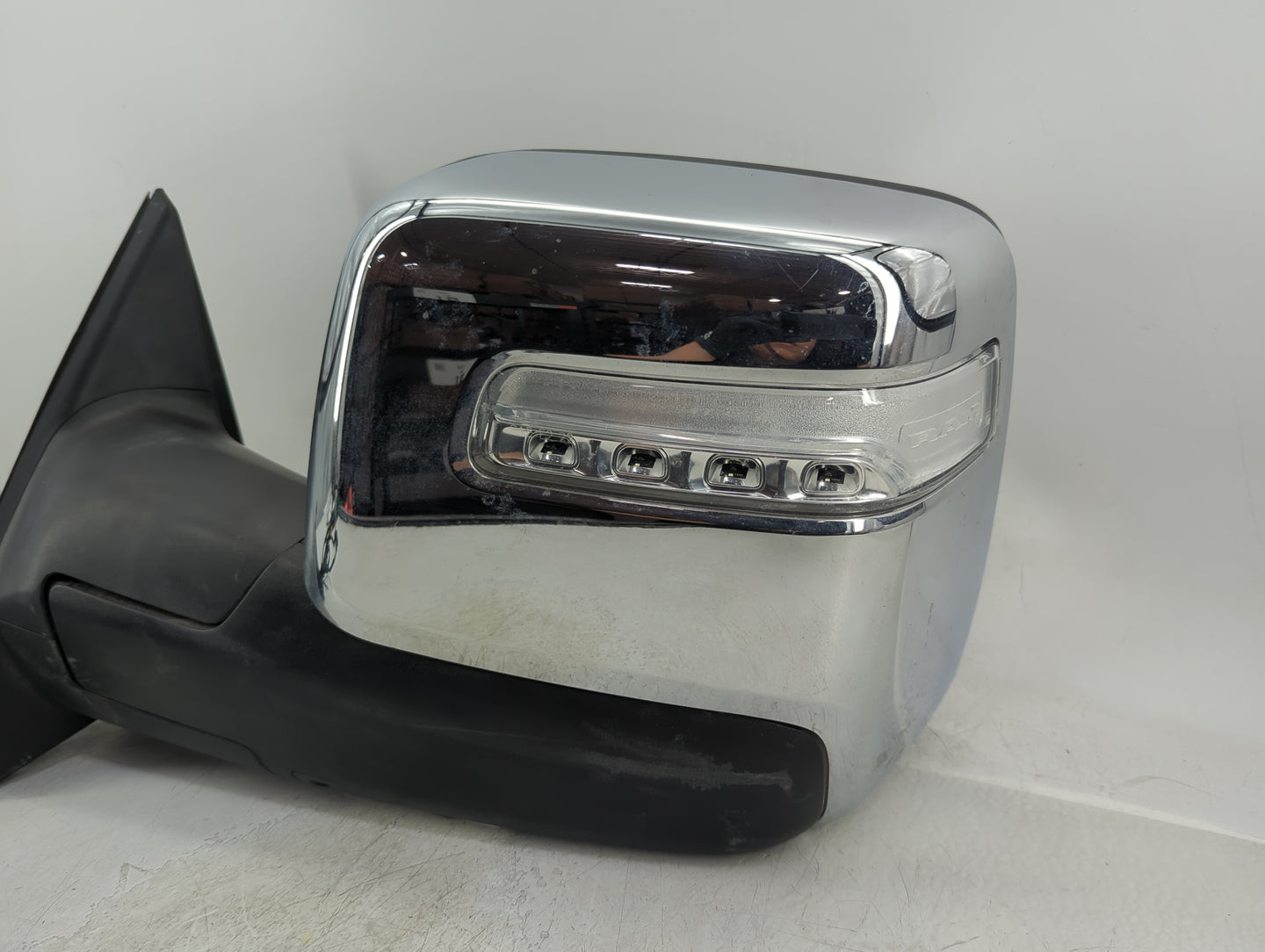 2025 Dodge Ram 1500 Driver Side View Mirror - Left Door Mirror OEM Used - Oemusedautoparts1.com