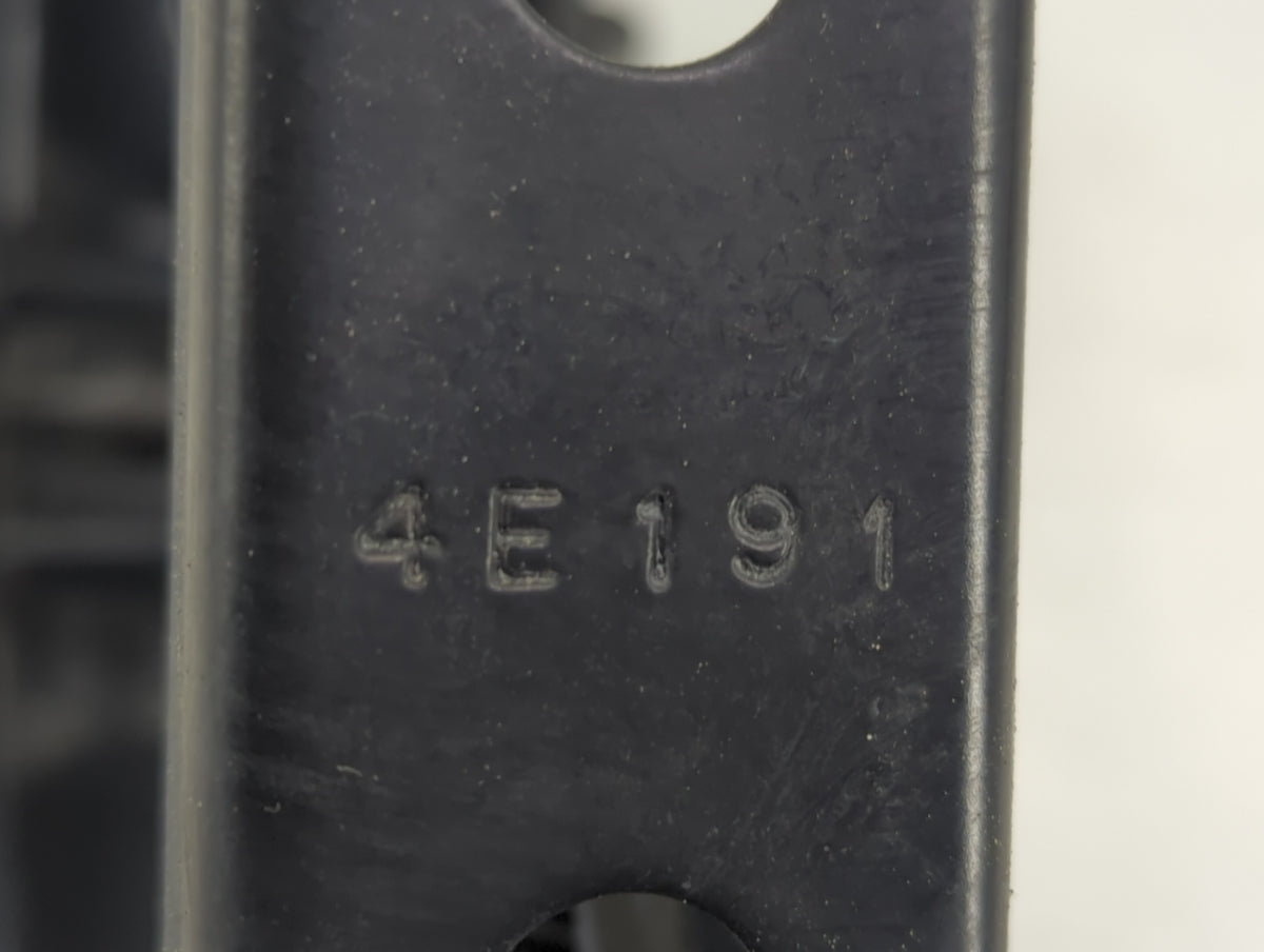 2025 Dodge Ram 1500 Spare Scissor Car Jack 1390193 - Oemusedautoparts1.com