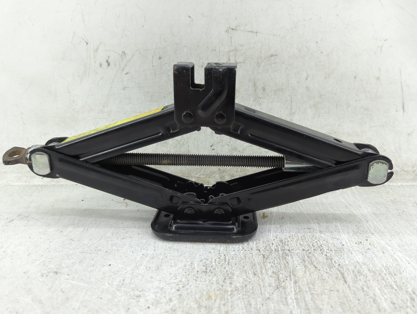 2025 Dodge Ram 1500 Spare Scissor Car Jack - Oemusedautoparts1.com