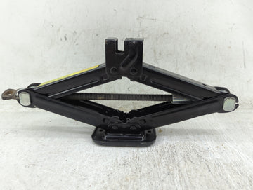 2025 Dodge Ram 1500 Spare Scissor Car Jack - Oemusedautoparts1.com