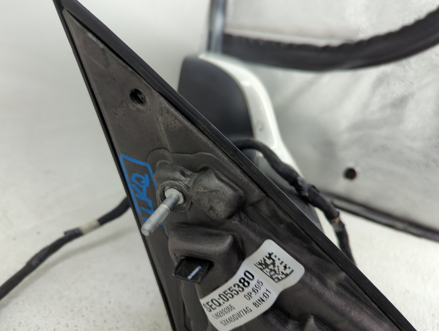 2025 Dodge Ram 1500 Driver Side View Mirror - Left Door Mirror OEM Used - Oemusedautoparts1.com