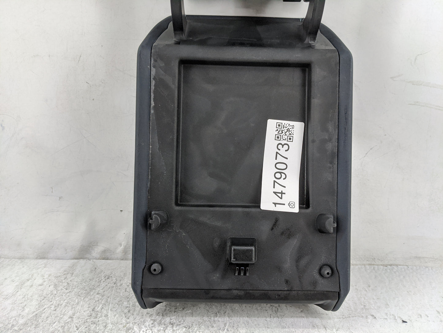 2025 Ford Bronco Center Console Armrest Cover Lid P/N:MQ763173-JL63DH FU72SM0ARL628NAH Fits OEM Used Auto Parts - Oemusedaut