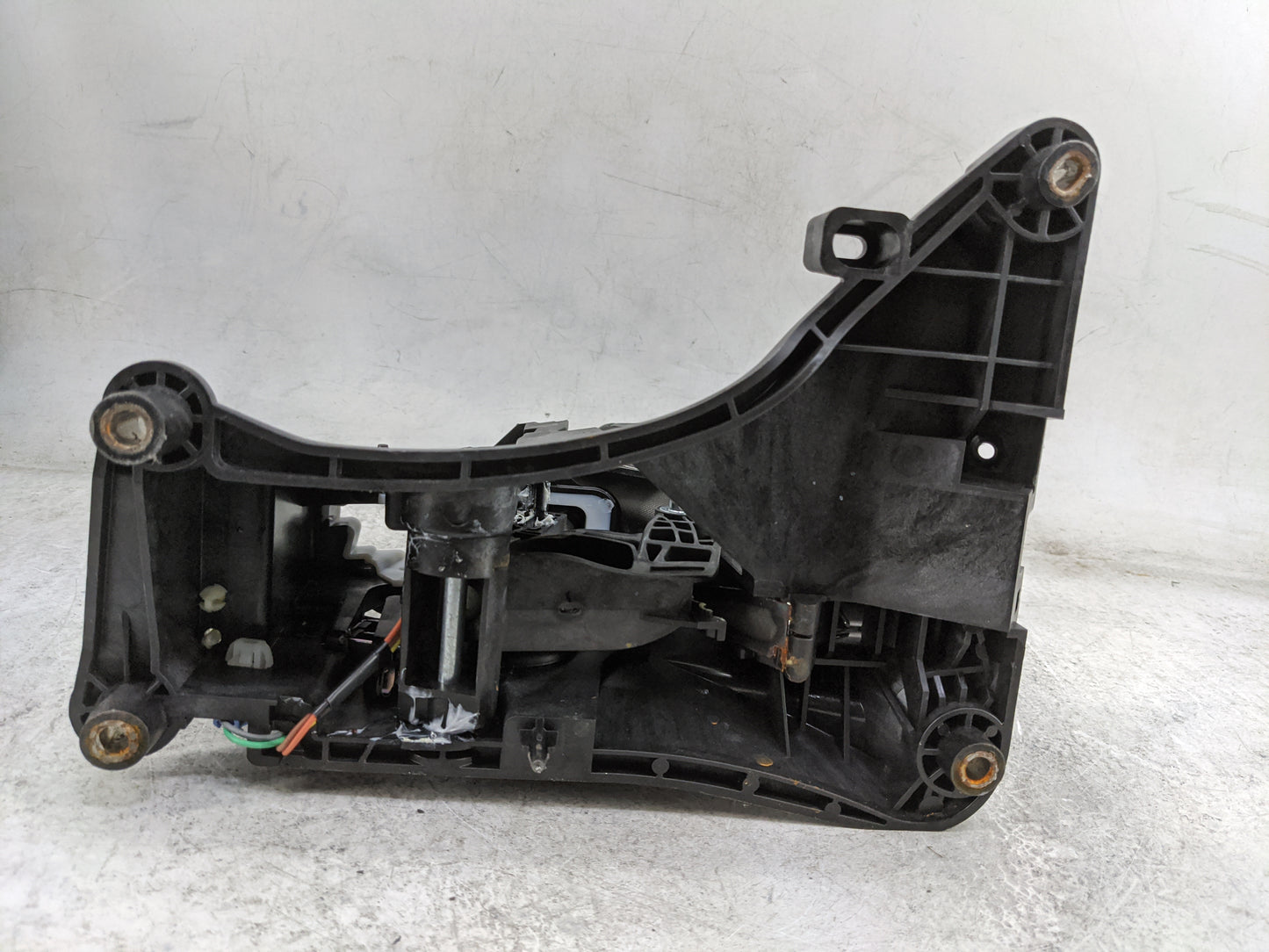 2025 Ford Bronco Floor Console Assembly Shifter - Oemusedautoparts1.com